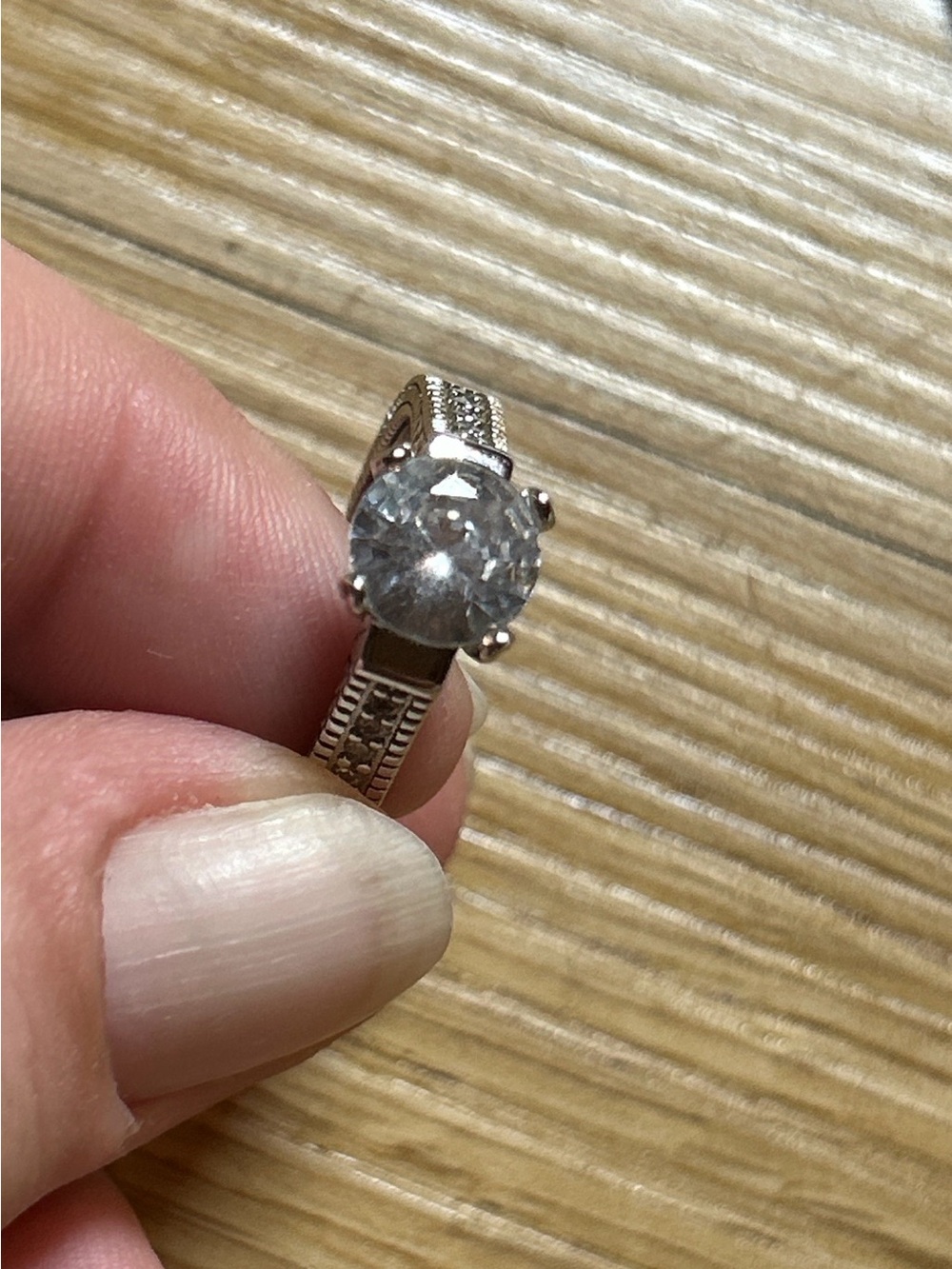 S925 Stamped Clear Stone Solitaire Ring Size 8.5 Milgrain Band